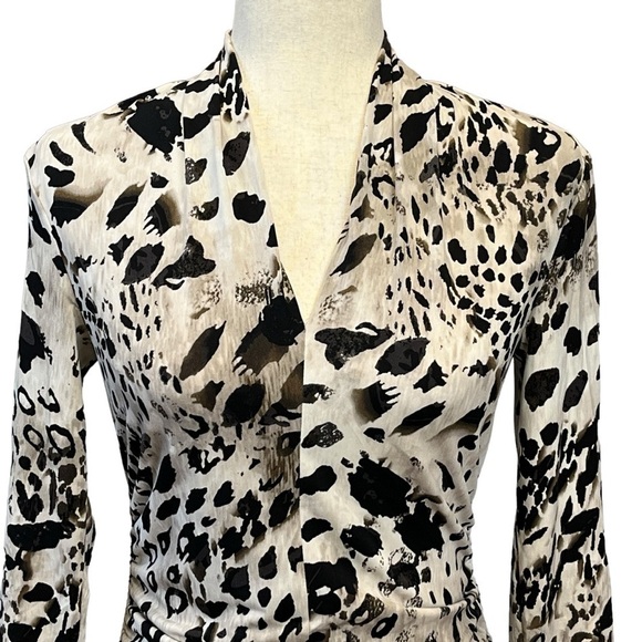 Vince Camuto Animal Print Blouse. Sheer SRaw Hem, Black Brown Size XS #1197 - Picture 4 of 6
